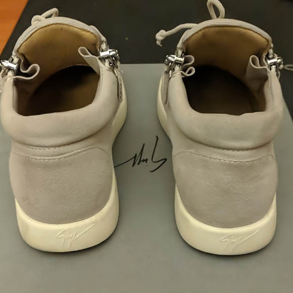 Giuseppe Zanotti crystal suede sneakers - Picture 4 of 12